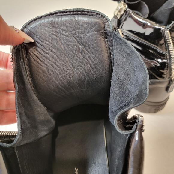 Giuseppe Zanotti 🥳🥳HOST PICK🥳🥳High Top Sneakers - Picture 11 of 16